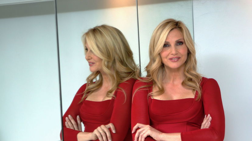 Amici, Lorella Cuccarini verso la firma come professoressa di ballo preview