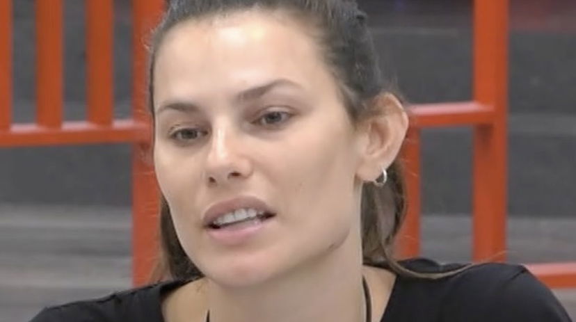 Dayane Mello parla del suo ex (il fidanzato della De Lellis) e attacca un tronista: “Colpa sua se è finita” preview