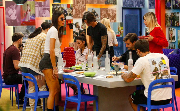 Grande Fratello Vip, un audio (non censurato dagli autori) svela la data di quando i vipponi possono ritirarsi preview