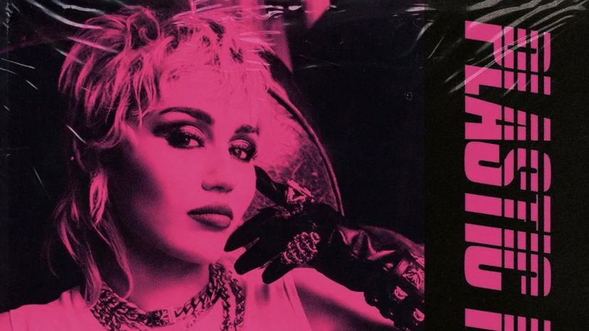 Miley Cyrus: ascolta il nuovo album Plastic Hearts – top e flop del disco preview