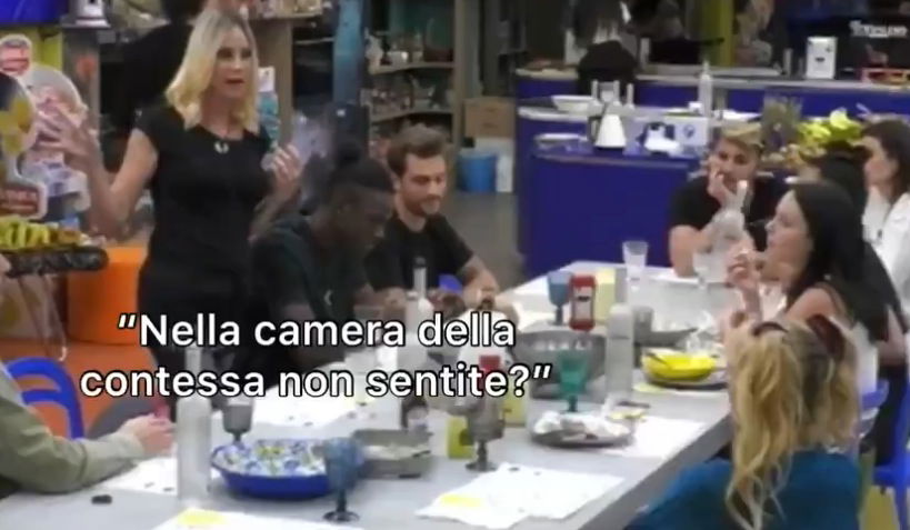 Zelletta e Orlando su Patrizia De Blanck: “La sua camera puzza di fogna, un canile” (VIDEO) preview