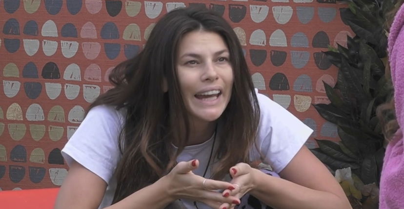 Dayane Mello, scoppia la lite con Selvaggia Roma preview