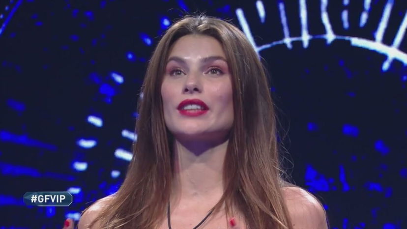 Dayane Mello annuncia di ritirarsi dal GF Vip ma poi cambia idea dopo una telefonata segreta: ecco cosa le è stato detto article-post