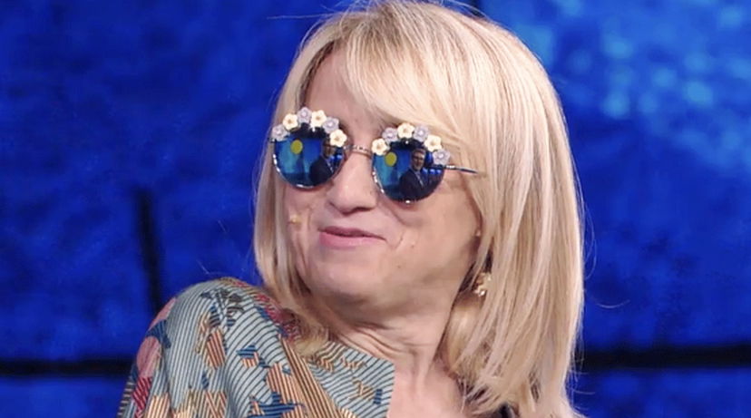 Luciana Littizzetto: Costanzo la supporta dopo la querela di Wanda Nara preview