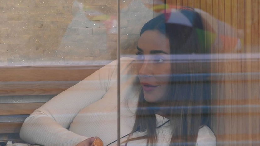 Sonia Lorenzini svela le chat private avute con Mario Ermito preview