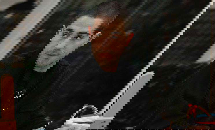 Tommaso Zorzi canta davanti Sonia Lorenzini “La tipica tronista italiana”, ecco la sua reazione preview