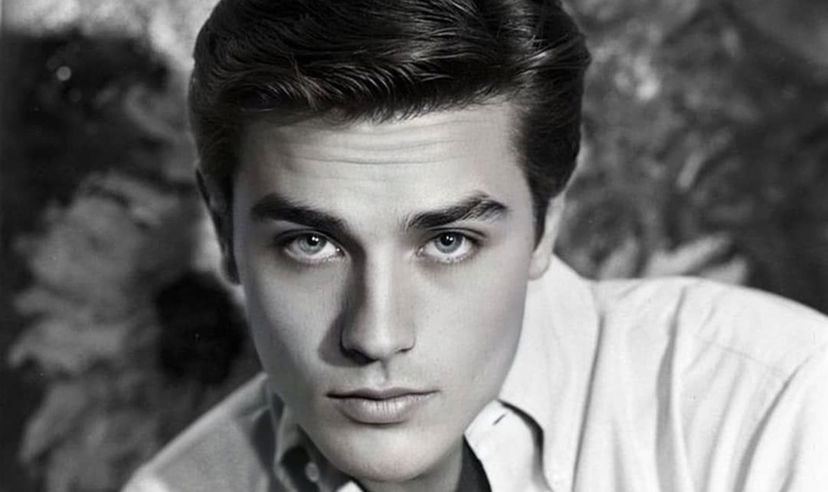 Alain Delon bisessuale? Ada Alberti gli fa outing, ma in passato lui aveva dichiarato: “Omosessualità contro natura” preview