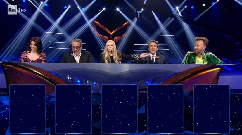 Milly Carlucci svela perché Mariotto e la Pastorelli non sono stati confermati a Il Cantante Mascherato preview