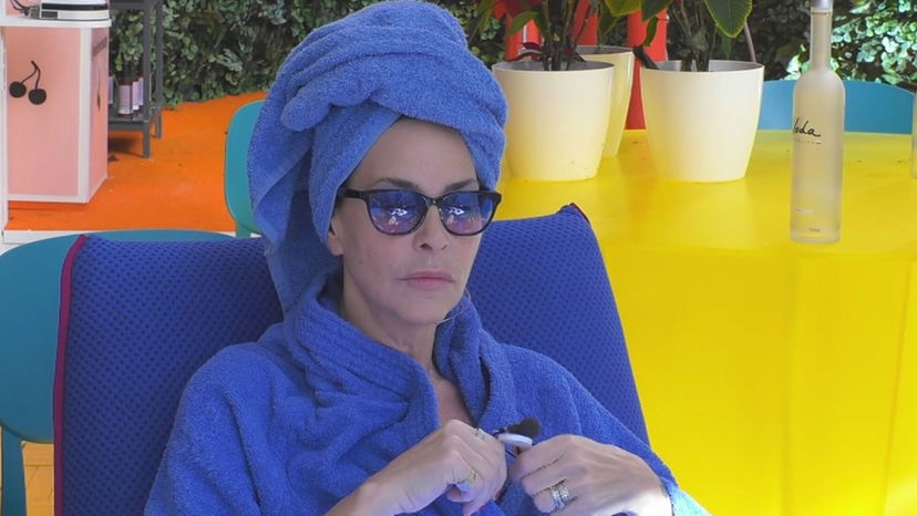 Il marito di Stefania Orlando contro il Grande Fratello Vip: “Se lei decidesse di abbandonare sarei felice” preview