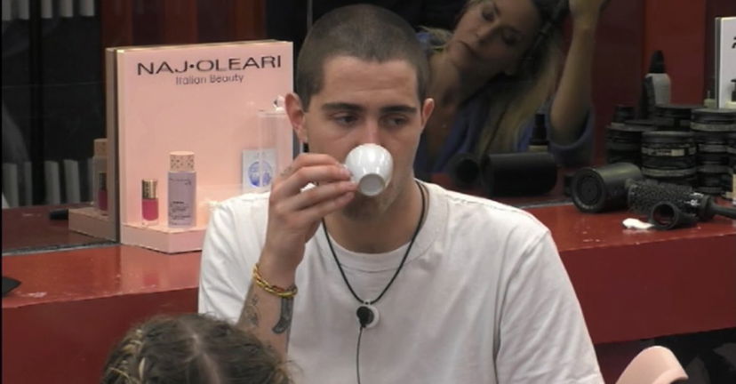 Tommaso Zorzi a Rosalinda Cannavò: “Devi lasciare il tuo fidanzato” preview