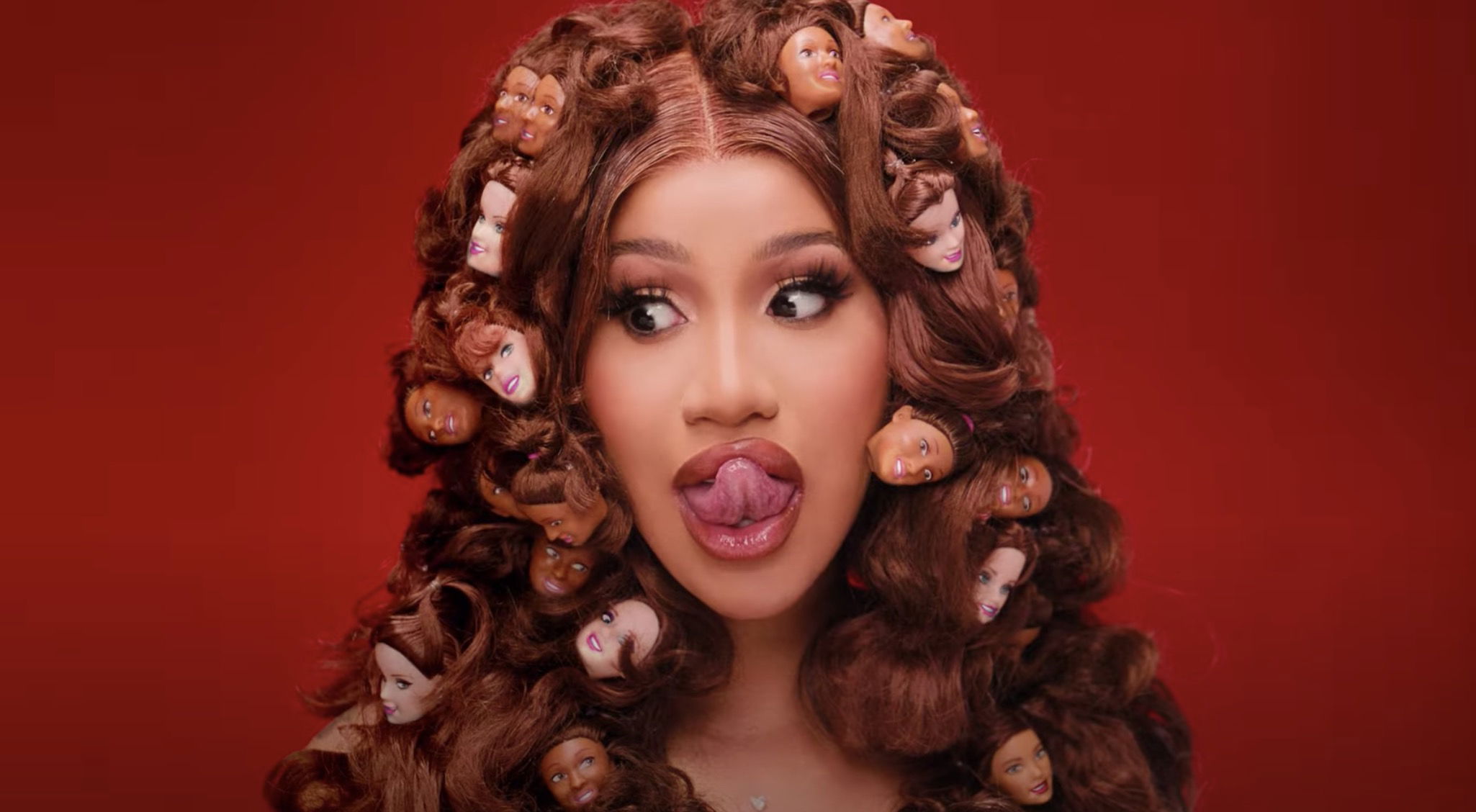 Cardi B è tornata con un nuovo singolo (e un video super trash), Up *  Biccy.it