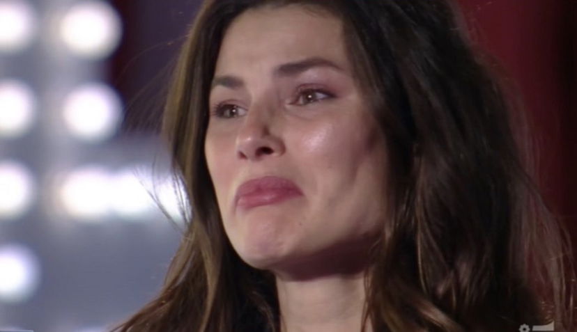 Giulia Salemi supporta Dayane Mello che scoppia in lacrime dopo un crollo emotivo preview