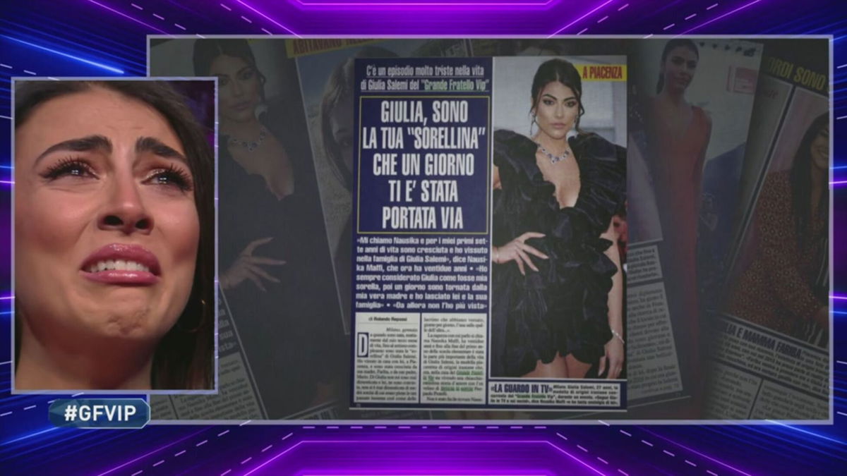Giulia Salemi in lacrime al Grande Fratello Vip per aver ritrovato la sorella perduta article-post