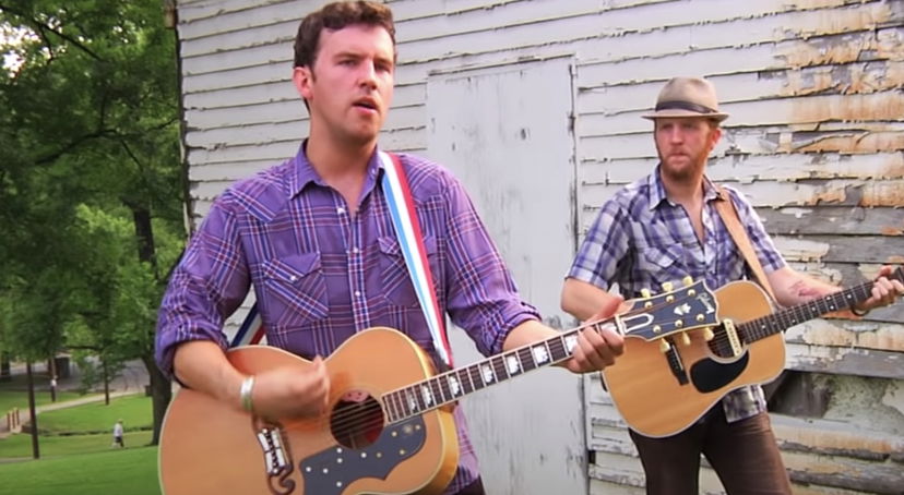 T.J. Osborne, il cantante country ha fatto coming out: “Basta tenere alzato il velo” preview