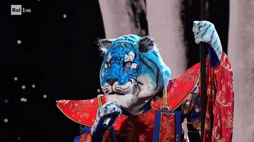 Il Cantante Mascherato, Tigre Azzurra eliminata: ecco chi c’era sotto la maschera article-post