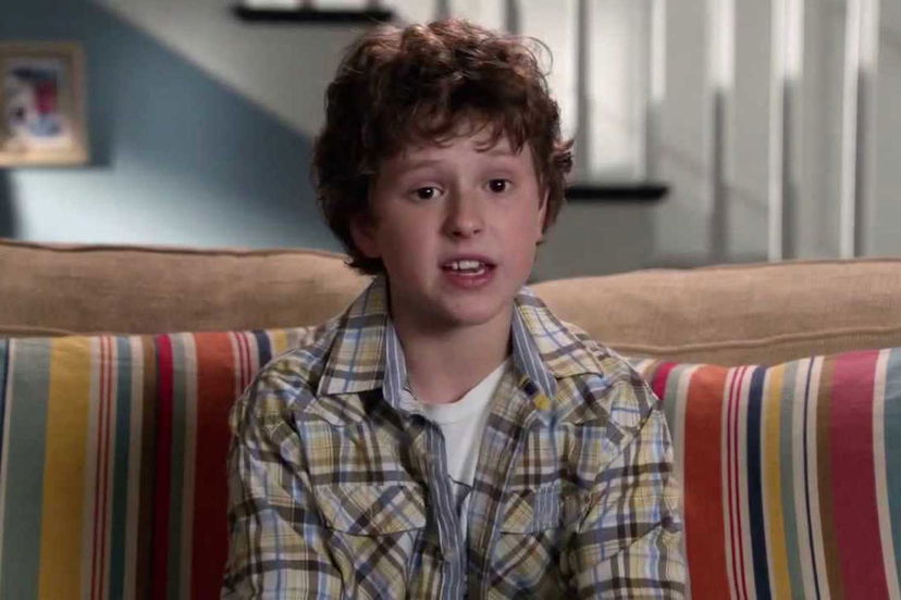 Nolan Gould di Modern Family mostra il suo cambiamento fisico preview