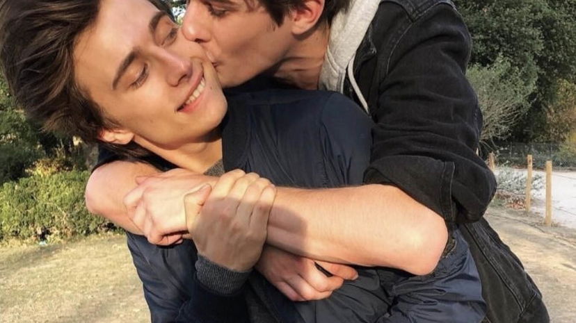 Omofobia Rovereto, il vicino di casa lo insulta e lo minaccia. “Ho un tuo video” preview