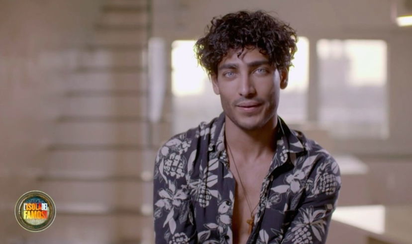 Akash Kumar in un’intervista del 2020: “Ho detto no all’Isola dei Famosi, non faccio trash” preview