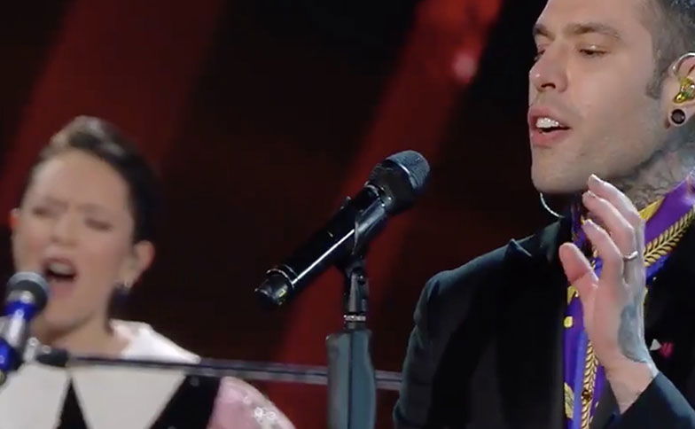 Fedez canta Felicità a Sanremo: la reazione di Albano preview