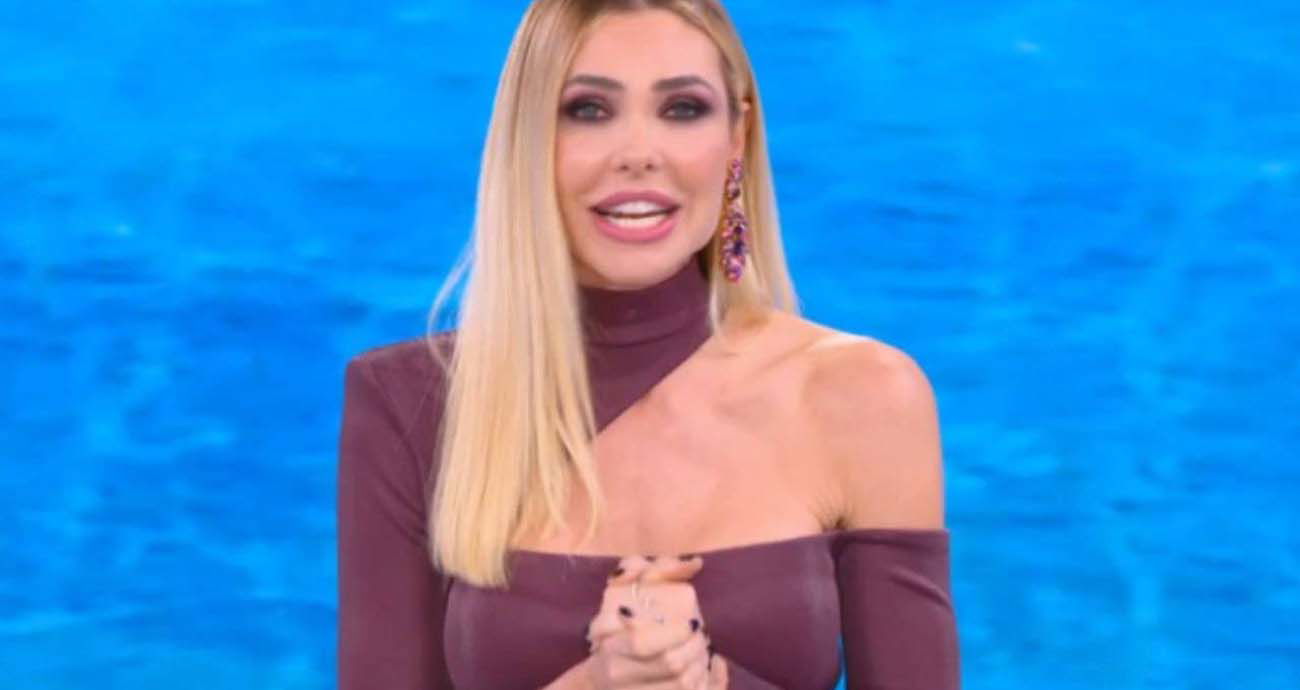 Ilary Blasi Nuda