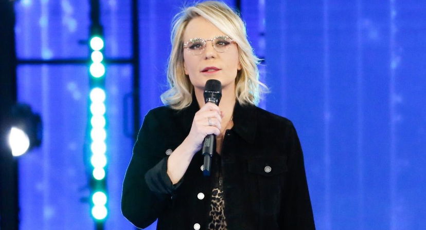 Maria De Filippi: ecco l’escamotage per evitare lo spoiler sull’eliminato di Amici preview