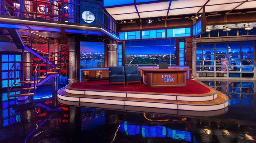 Italia 1 lancia un Late Show in seconda serata: ecco chi lo condurrà e chi saranno gli ospiti preview
