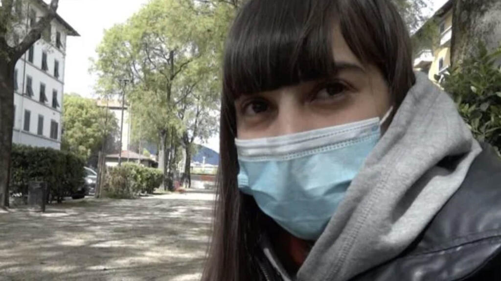 Ragazza Lesbica Cacciata Di Casa Dai Genitori