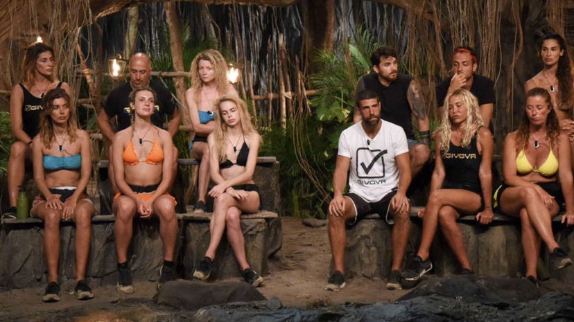 Ex volto di punta della scuderia Costanzo – De Filippi si candida per L’Isola dei Famosi preview