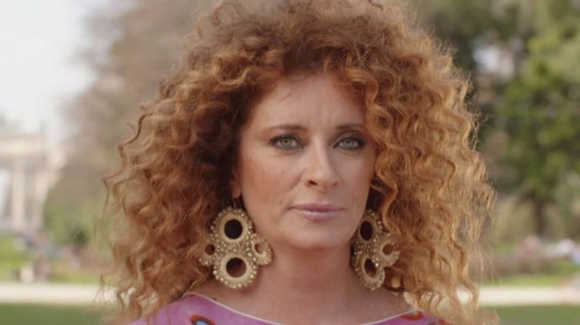 Valentina Persia, i drammi del suo passato: “Cose che il pubblico non consoce” preview