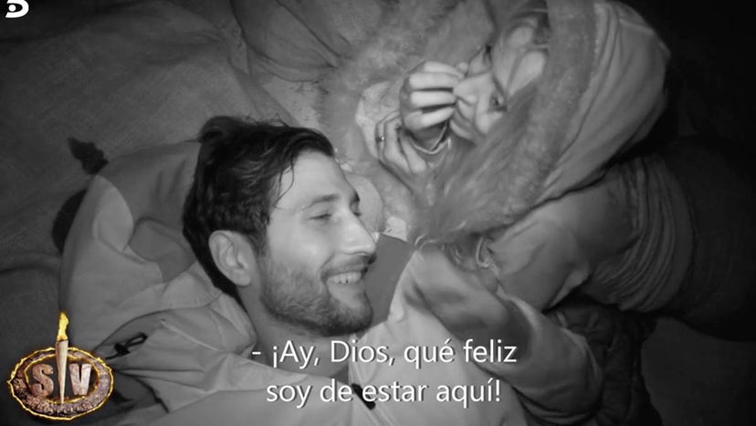 Valeria Marini e Gianmarco Onestini a Supervivientes, baci sotto la luna piena: “Sono innamorata di lui” preview