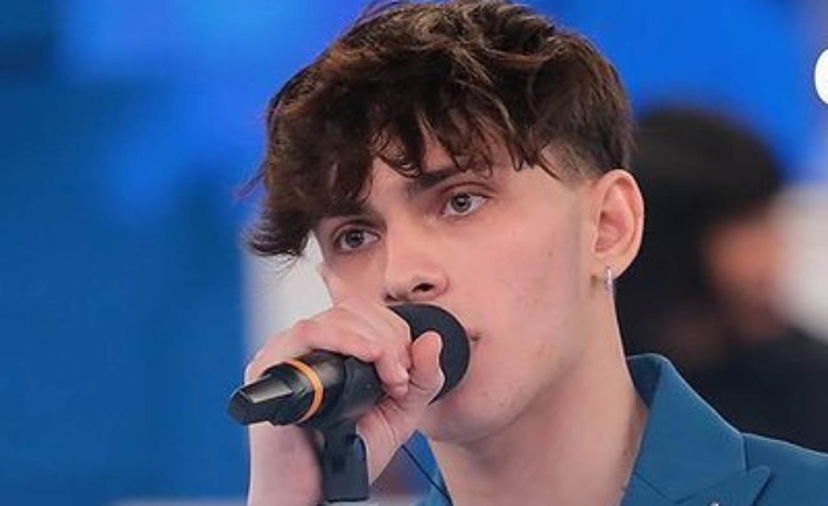 Deddy, prima di Rosa Di Grazia è stato con un’altra cantante di Amici che ora sbotta: “Mai stata gelosa” preview