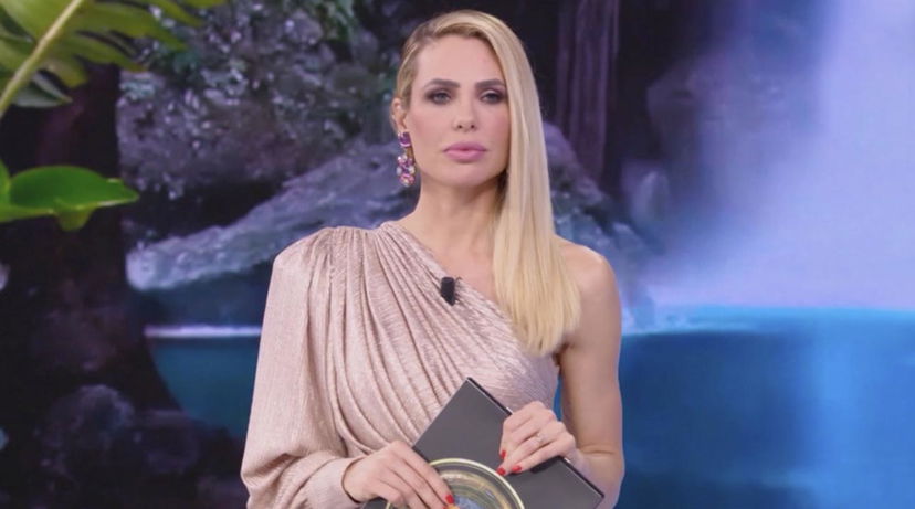 Isola dei Famosi, gli ascolti del 15 aprile: ecco quanto ha fatto la 9^ puntata preview