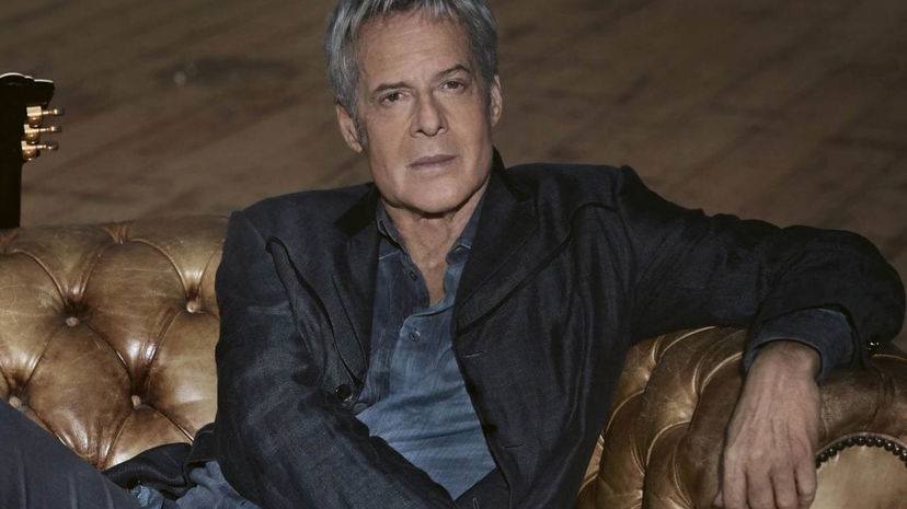 Eurovision Song Contest 2022: Claudio Baglioni si candida alla conduzione preview