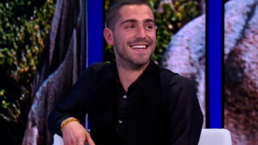 “Sulle reti Mediaset ci sono gay a ogni ora”, il duro attacco di Carlo Freccero preview