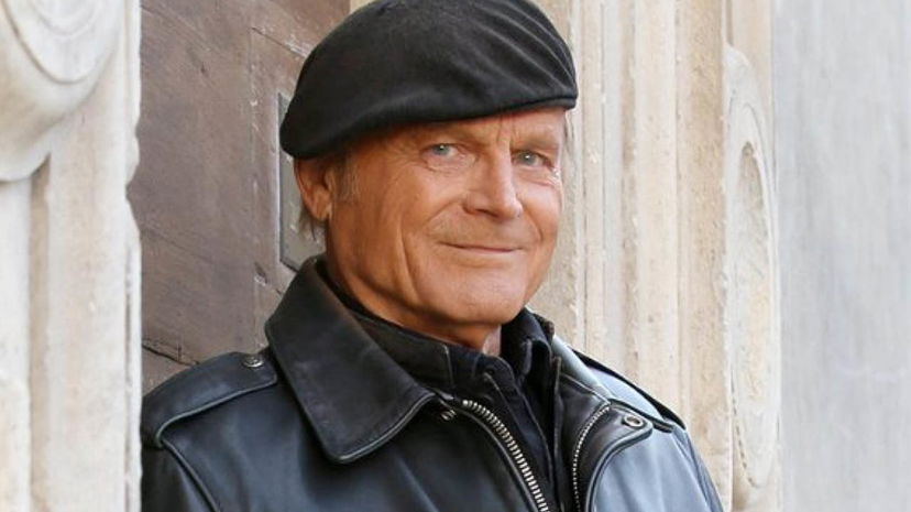 Terence Hill lascia Don Matteo, al suo posto arriva Raoul Bova preview