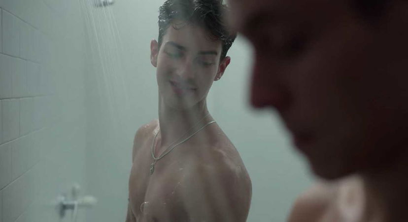 Ander e Patrick: la loro conversazione in doccia è la cosa più cringe di Élite preview