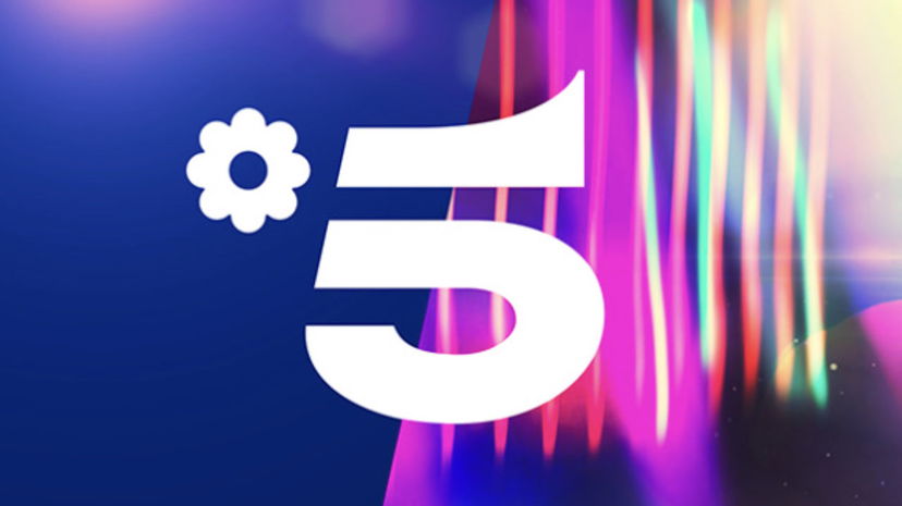 Canale 5, è ufficiale: ecco le due conduttrici che sostituiranno Barbara d’Urso la domenica pomeriggio preview