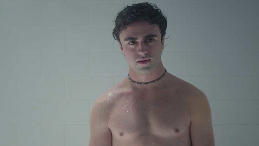 Itzan Escamilla di Élite commenta com’è stato girare la scena della doccia preview