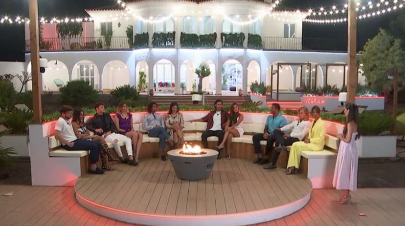 Love Island Italia, ultimo recoupling choc: uno si ritira, due vengono eliminati preview