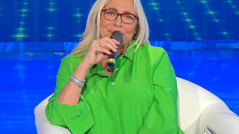 Mara Venier manda un messaggio a Milly Carlucci: “Ecco chi si candida per Ballando con le Stelle” preview