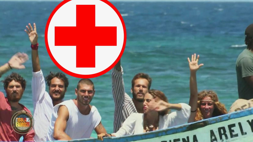 Isola, i retroscena della finale: il dietro le quinte, un naufrago si è sentito male “intervenuto il medico” preview