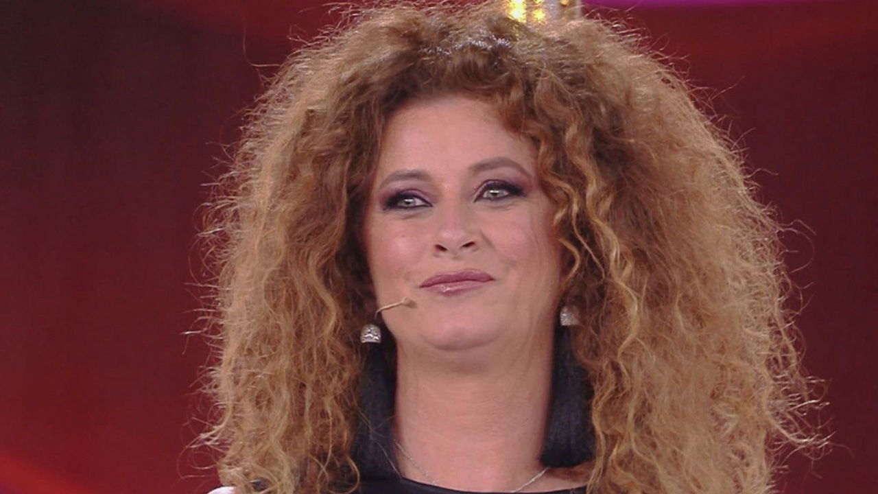 Valentina Persia la nuova intervista per Chi