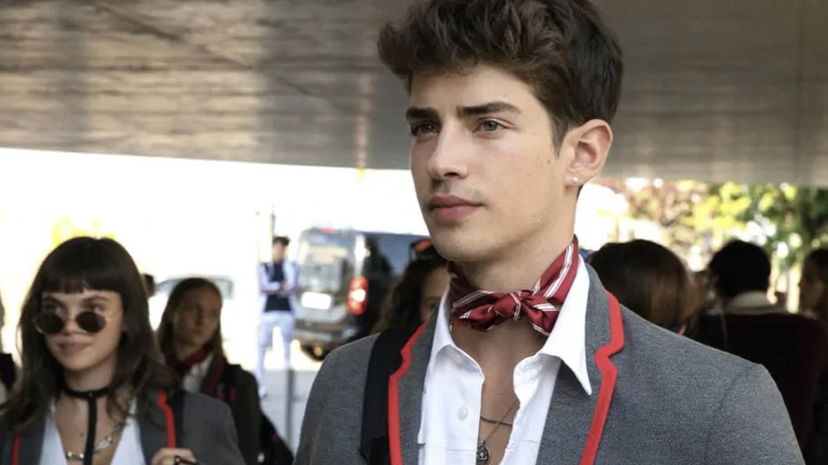 Manu Rios commenta la scena della doccia girata con Aron Piper e Omar Ayuso preview