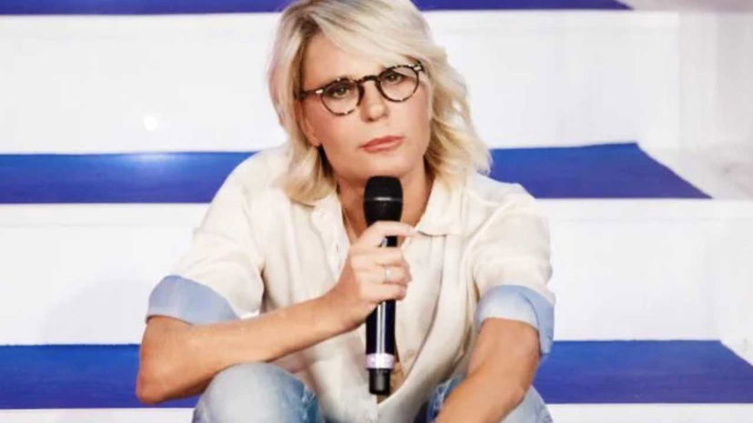 Maria De Filippi offre un lavoro ad un ex tronista, ma lui lo rifiuta: ecco perché preview