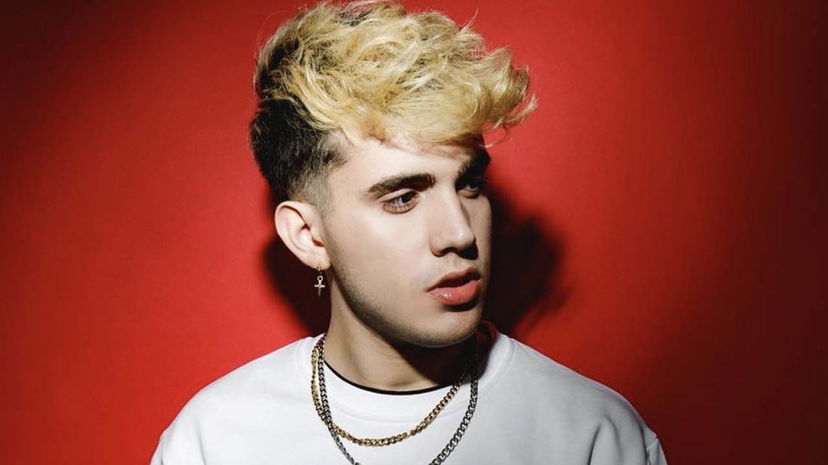 Aka7even in coma per una crisi epilettica, il racconto del cantante preview