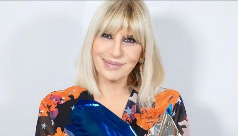 Gemma Galgani rifatta, la foto dopo i nuovi interventi: “Guardatemi, adesso ho il seno come quando ero ragazza” preview