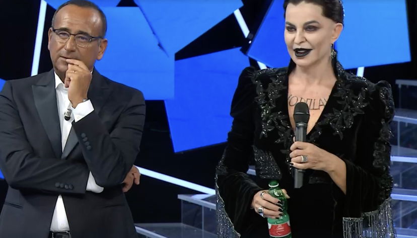 Alba Parietti imita Damiano dei Maneskin, la guria la stronca: “Terrificante!” preview