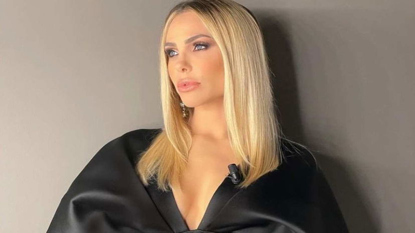 Ilary Blasi risponde alle polemiche su Star in the Star, parla di Barbara d’Urso e della nuova edizione de L’Isola dei Famosi preview