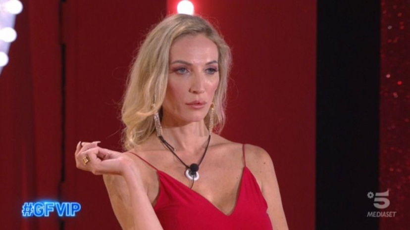 Soleil Sorge stuzzica Valentina Nulli Augusti che le risponde per le rime preview