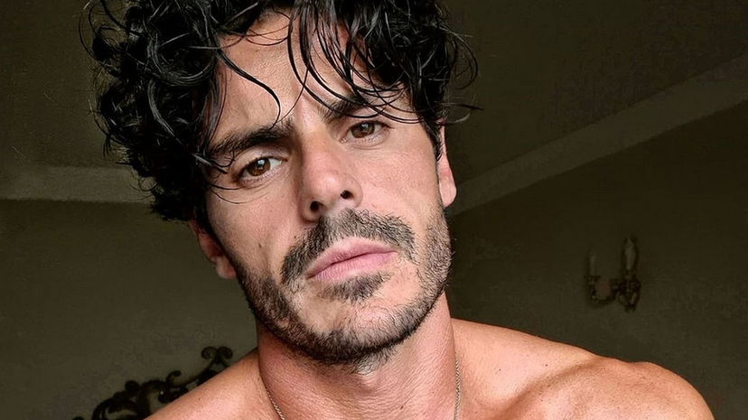 Andrea Casalino al Grande Fratello Vip: si arrabbia perché gli danno dello sconosciuto preview